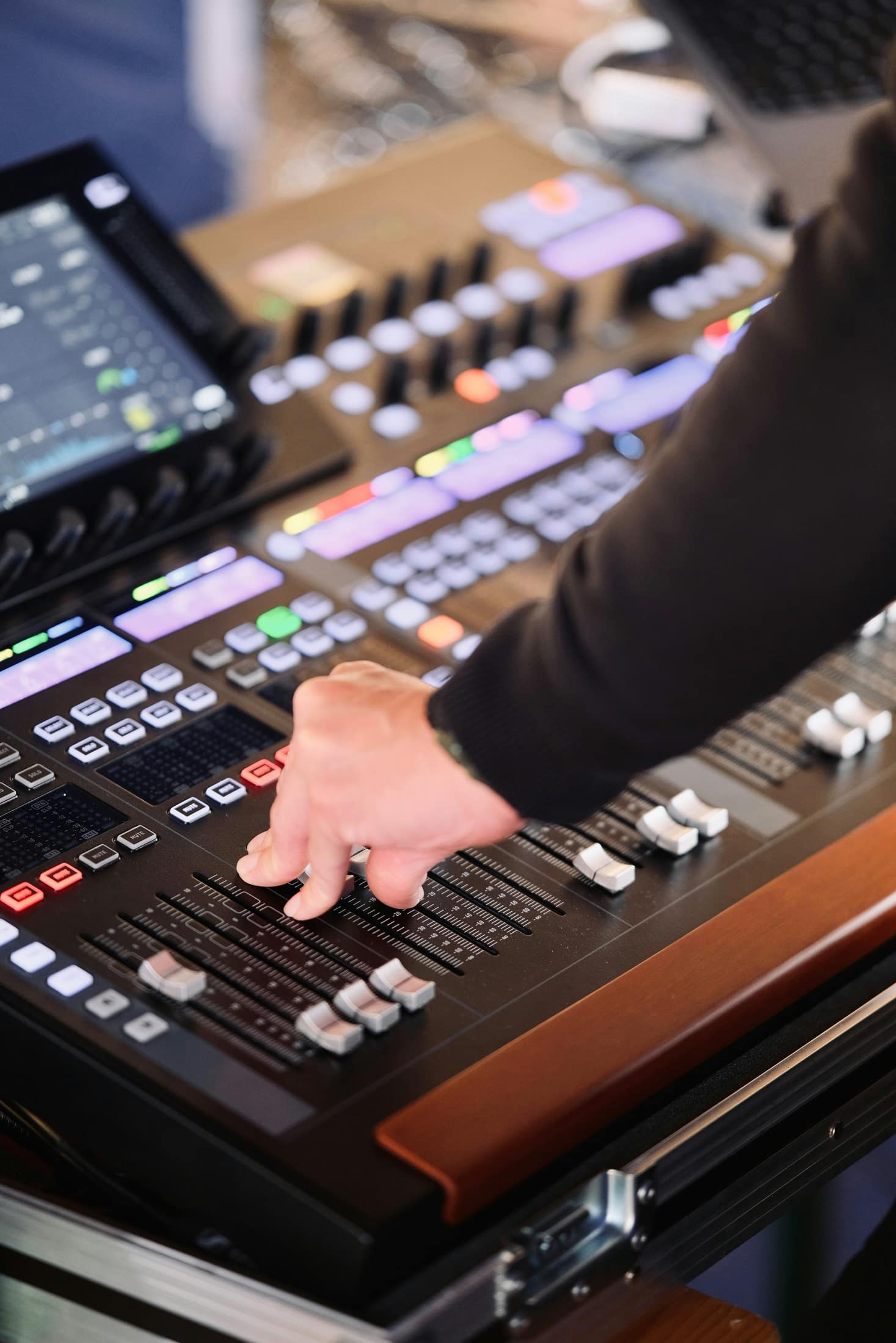 Moon Lighting & Sound — Turn-Key Solutions